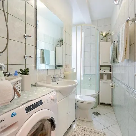 Apartment Mare Milna (Brac)