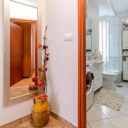 Mare Lejlighed Milna (Brac)